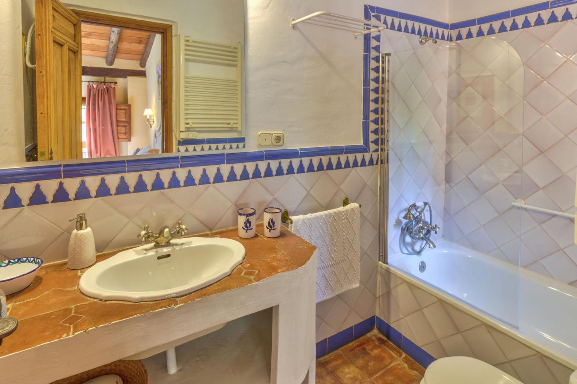 Cortijo El Pino Retreat Bed and Breakfast Albuñuelas Eksteriør billede